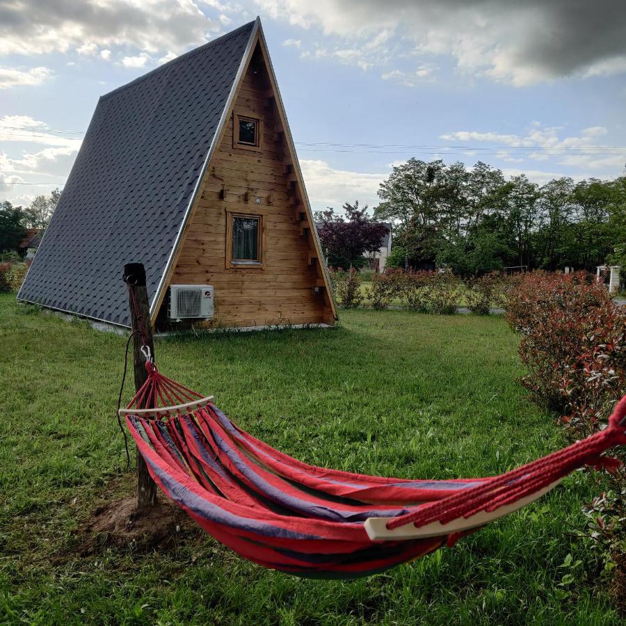 Villa Tipi Apache Des Monteaux à Vivy Extérieur photo