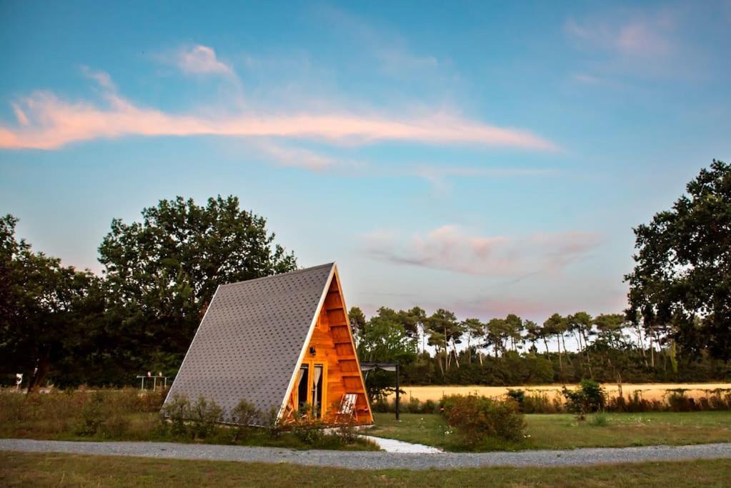 Villa Tipi Apache Des Monteaux à Vivy Extérieur photo